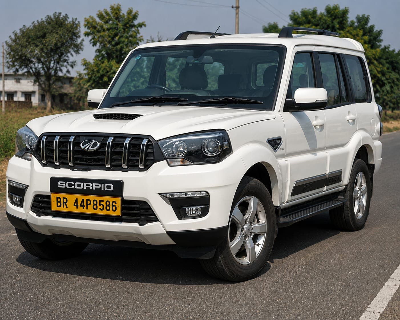 SCORPIO CLASSIC  - photo 1